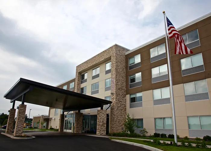 Holiday Inn Express & Suites Oswego By Ihg